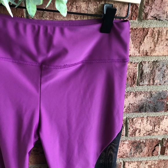 ✨5/$15 { JALA } Magenta Purple Vega Mesh Panel Work Out Leggings - Picture 5 of 13